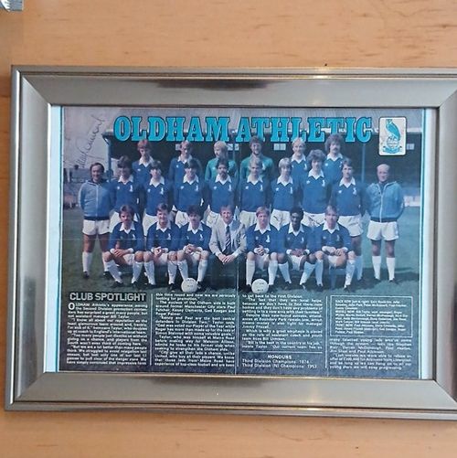 Oldham Athletic FC Framed Multi Signed Team Photo, Sport Football Signed Photo