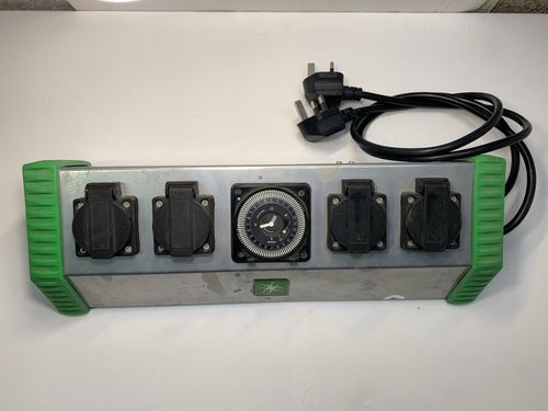 LUMII 2-4-6 WAY SOCKET CONTACTOR/TIMER/RELAY LIGHTING GROW LIGHTS HYDROPONICS — image 1