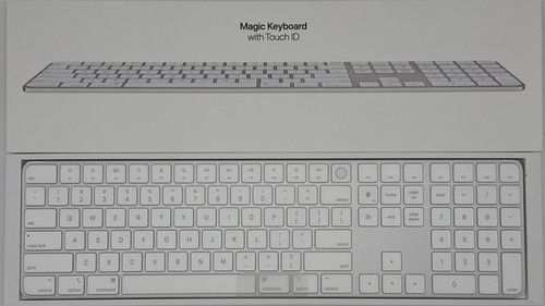 GENUINE APPLE MAGIC KEYBOARD WITH NUMERIC KEYPAD TOUCH ID SILVER WIRELESS A2520
