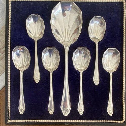 Art Deco Shell Pattern Silver Plate Spoon Set 6 Pieces in Presentation Case
