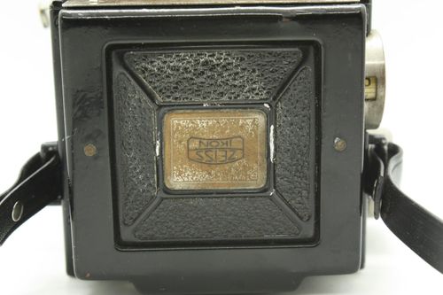 Zeiss Ikon Ikoflex 850/16K Medium Format Twin Lens Reflex — image 8