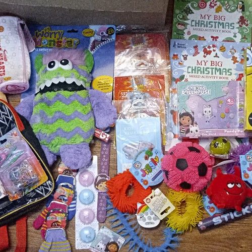 Nickelodeon SpongeBob craft/3D picture book & kids toys bundle job lot 24