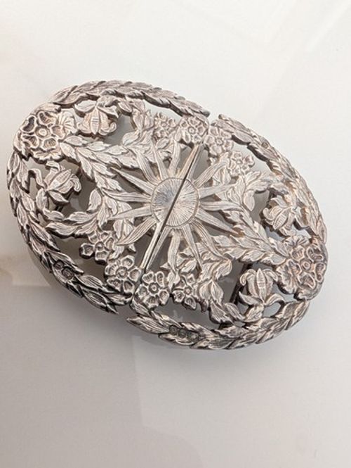 London 1978 Vintage Nurses Buckle Sterling Silver - Hallmarked