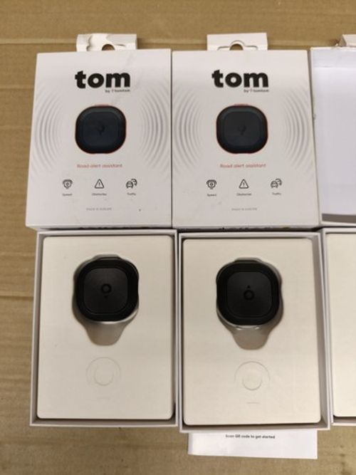 Tom by TomTom Road Alert Assistant for Speed Camera Traffic Alerts