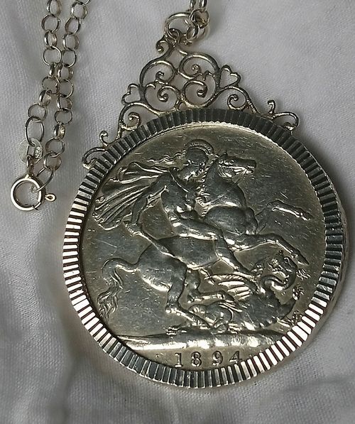 VICTORIA 1894 LVII CROWN BRITISH SILVER COIN  — image 5