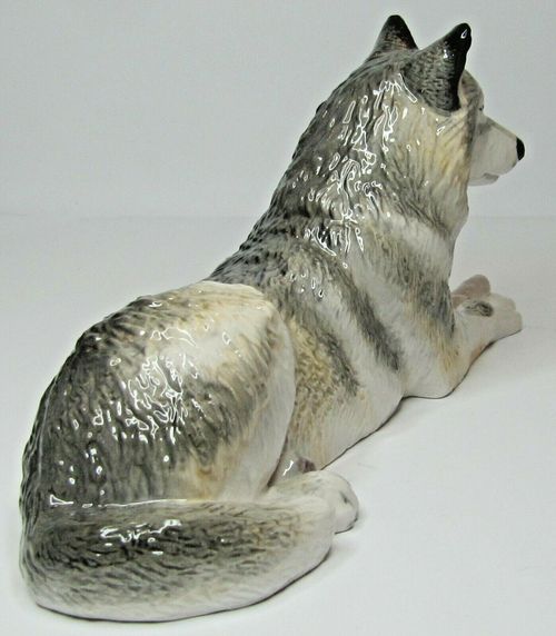 John Beswick Wolves - WOLF Lying - New for 2018 — image 5