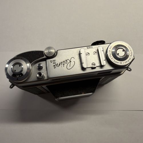Vintage Kodak Retina IIa Camera with Original Case  — image 2