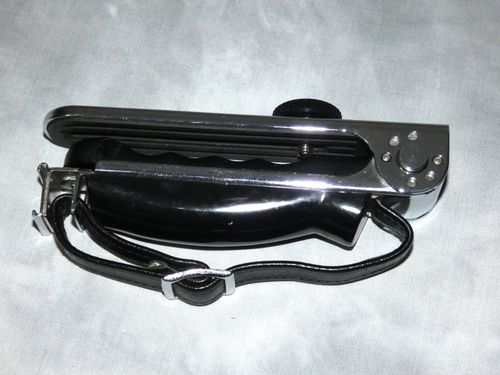 Vintage L bracket for camera flash with grip — image 4