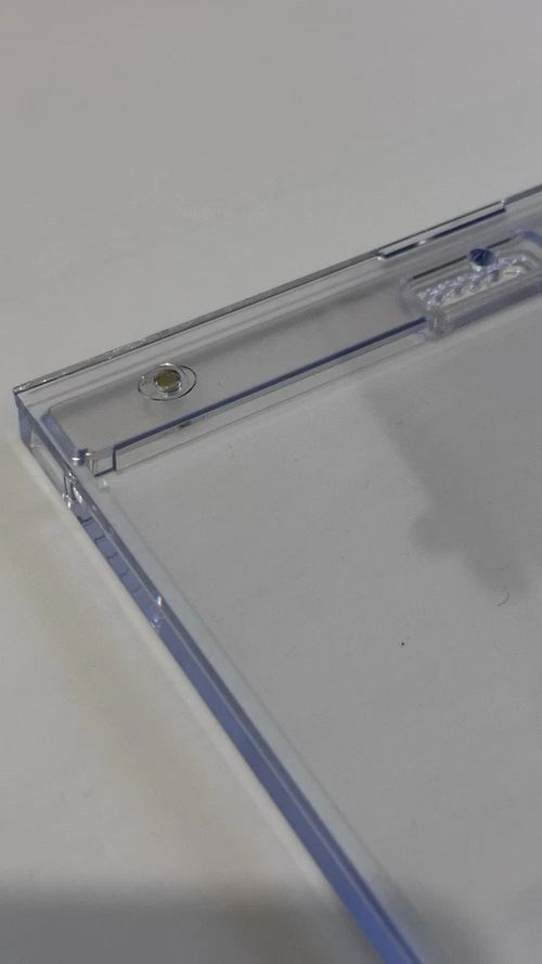 Current Size Comic Acrylic UV Display Case with Magnetic Seal 1 Pack — image 17