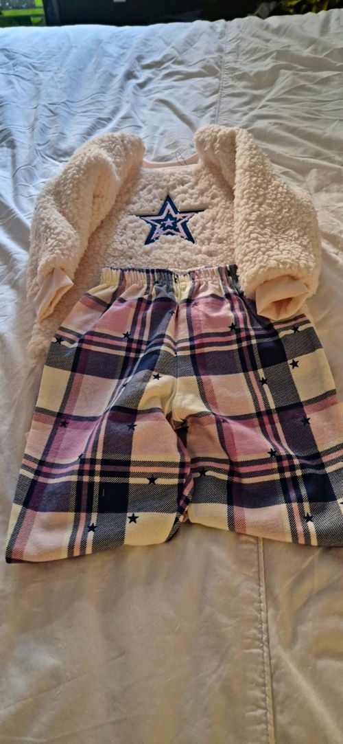 Tu Girls 2-3 Years 2pc Sherpa Star Appliqué Sweatshirt & Plaid Trousers — image 1