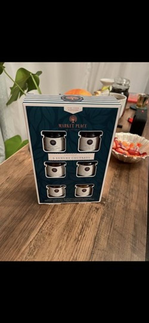 Market Place Luxury Chutney Selection --Christmas Gift Set of 6 Jars