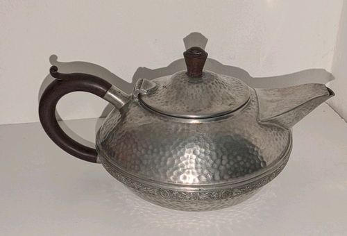 Pewter Tea Service Craftsman Sheffield Circa 1890 — image 3
