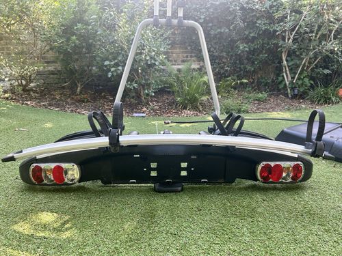 Thule Euroclassic G6 929 Three-Bike Carrier Rack with Fourth Bike Clasp Secure — image 6
