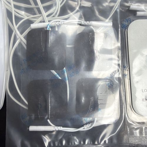 Universal TENS Machine for labour pain relief with brand new electrodes — image 3