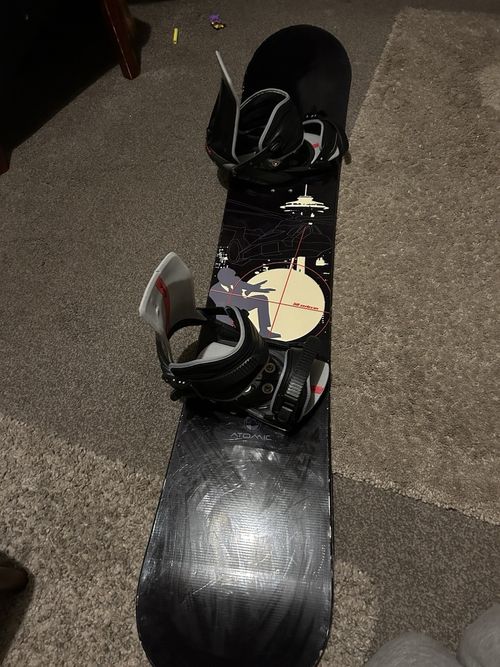 Atomic 58 Series 04 Snowboard and Atomic Bindings 155cm All Mountain £800 new  — image 1