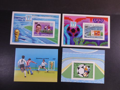 Football I, top collection unc. Series (22) & Special Blocks (101), **/MNH — image 10