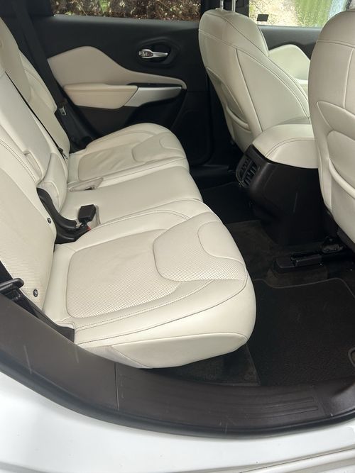Jeep Cherokee 2.2 Overland — image 9