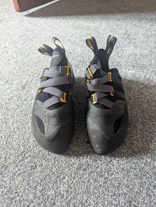 Evolv Shaman Pro Climbing Shoes Size 7 UK 41 EU — image 1