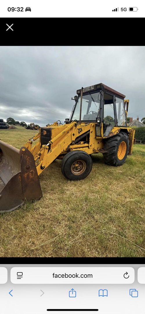 JCB 3CX Backhoe Loader Digger Yellow Construction Machine Tools Item Type — image 3