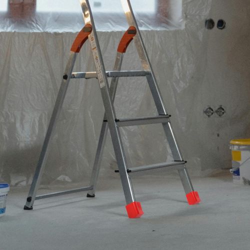 20Pcs Durable Plastic Ladder Feet Covers Red Non Slip Protective Pads — image 5
