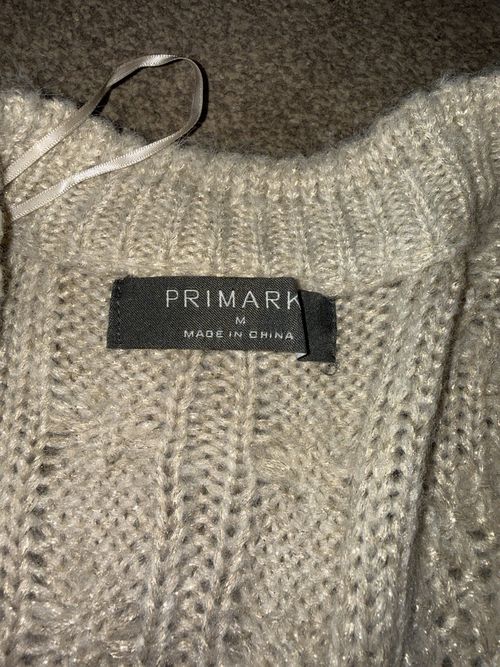 Primark Women’s Cream Cable-Knit V-Neck Button Cardigan Long Sleeve M — image 4