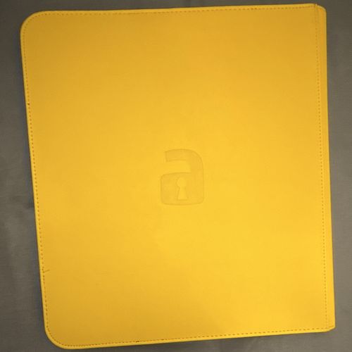 Vault X Yellow Zip 12 Pocket Binder — image 3