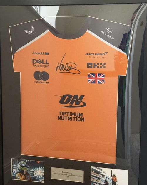 Framed Lando Norris McLaren Formula 1 Shirt Framed Display & signature no COA — image 2
