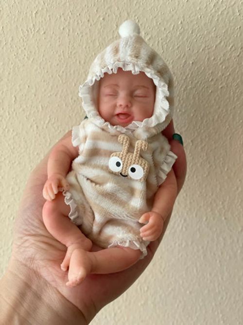 Lifelike Mini Silicone Reborn Doll – Handmade Newborn Girl Baby for Gifts