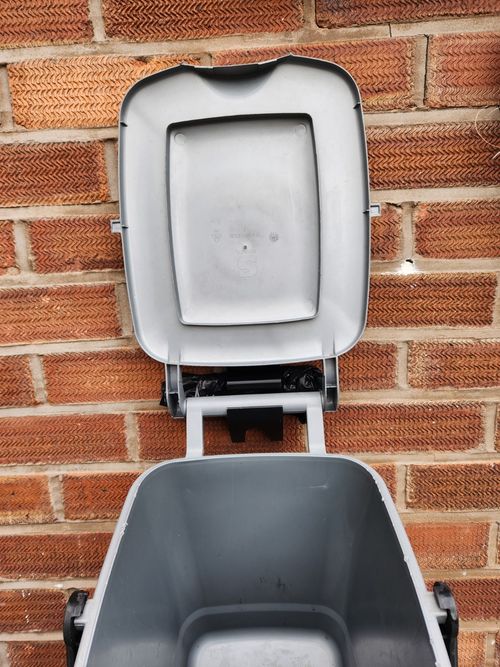 Council Recycle Food Bin Holder — image 16