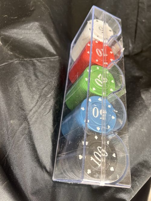Poker / Casino Chip Set with Case 100pc — image 2