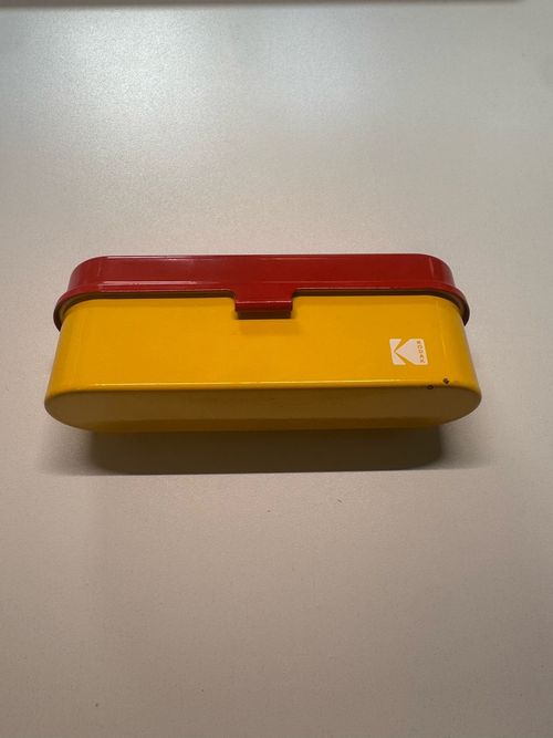 Kodak 35mm Film Case - Holds 5 Rolls - Yellow/Red Steel Case - Used, Fully Function — image 4