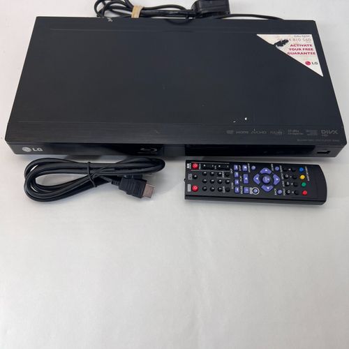 LG BD650 3D-Capable Blu-ray Disc Player HDMI 1920x1080 Black with Remote + Cable — image 3
