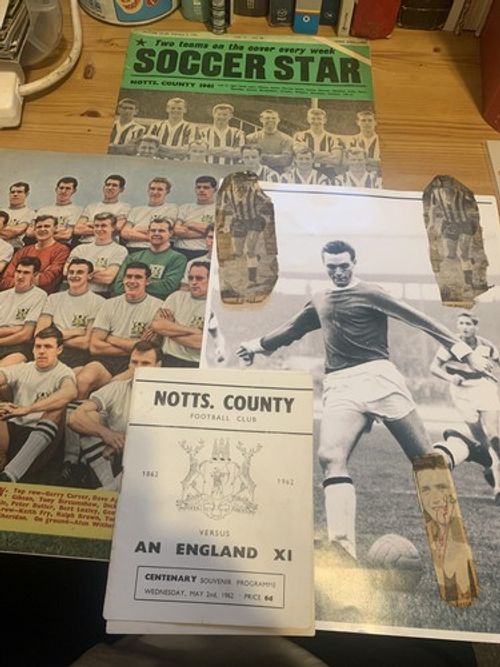 JEFF ASTLE Notts County & WBA photo, 3 signed pics, team pic, Soccer Star & prog