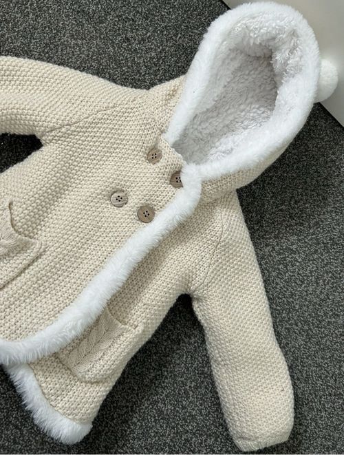 Nutmeg Beige Knitted Hooded Sherpa Style Lined Jacket 12-18 Month With Ears