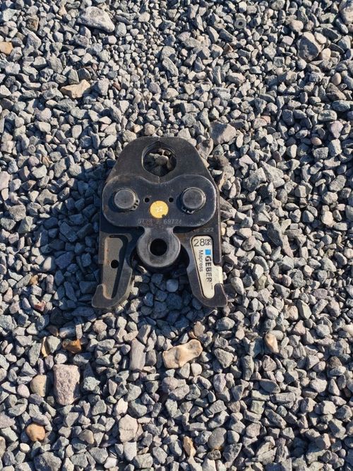 Geberit Mapress 28mm Press Jaw Spare — image 1