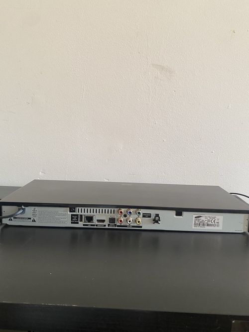 Samsung BD-D5500 3D Blu-ray DVD Player + Movie Disc, Tested & Working, No remote — image 3
