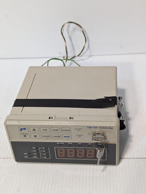 Keyence VG-301 CCD Laser Micrometer Amplifier Unit, 24VDC, with key - Free Ship — image 10