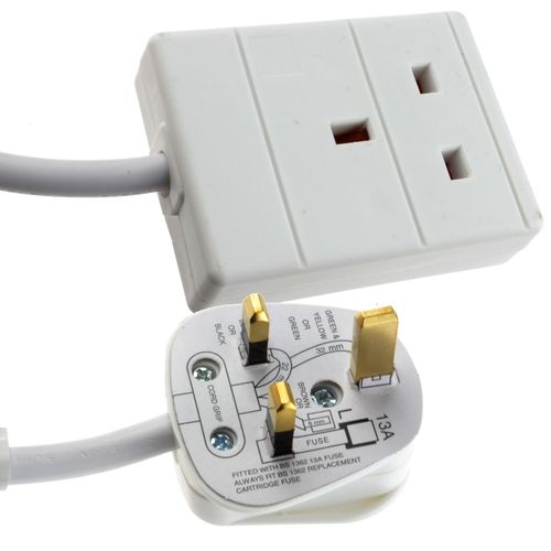 1 Gang Single Way UK 13A Mains Power Socket Extension Lead White  0.5m — image 1