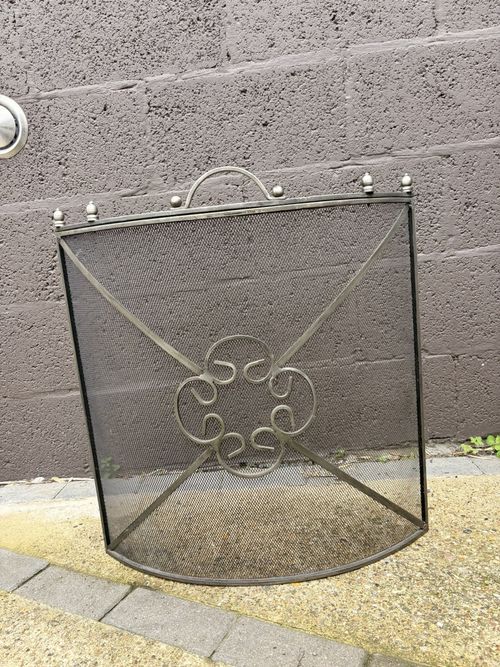 Cast Iron Fire Guard / Spark Screen. Antique Vintage. — image 5