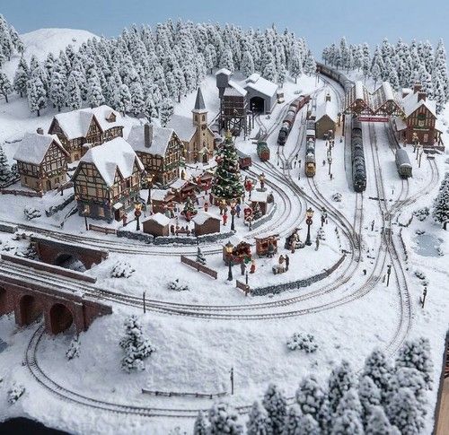 N Gauge Winter Snowfall Plastic Model Trees Assortment  for Dioramas 