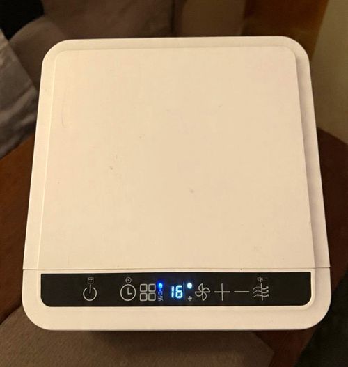 5000 BTU Portable Air Conditioning Unit – Excellent Condition – With Hose — image 2