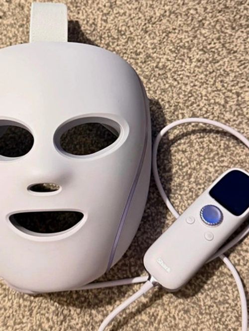 Shark CryoGlow Grey Eye Mask Under-Eye Cooling LED Anti-Ageing Blemish Repair