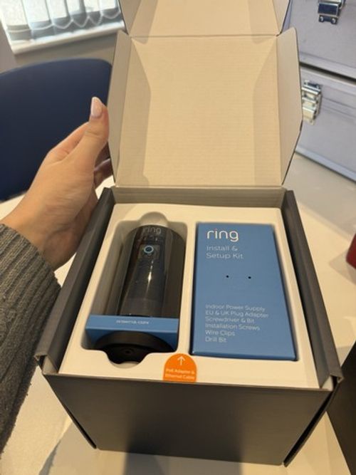 Ring Stick Up Cam Elite, USB Power Adapter and Cable, PoE Power Adapter.
