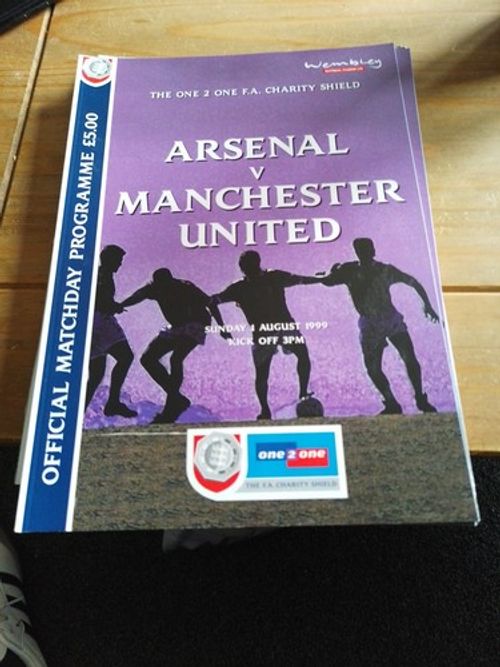 ARSENAL FC V MANCHESTER UNITED 1999 FA CHARITY SHIELD PROGRAMME