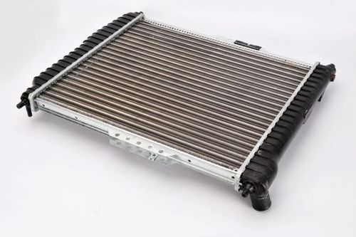 THERMOTEC D70010TT Radiator, engine cooling for CHEVROLET,DAEWOO — image 4