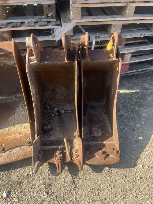 JCB 3CX Digger Buckets — image 1