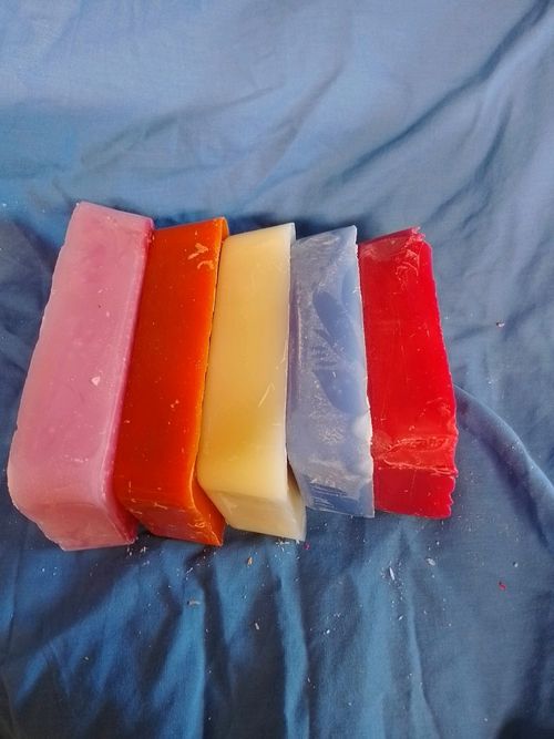 Candle wax 1.8kg for making candles Coloured @ lightly scented — image 11