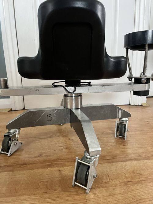 Low-Angle Rolling Camera Operator Stool – Studio Seat on Wheels — image 3