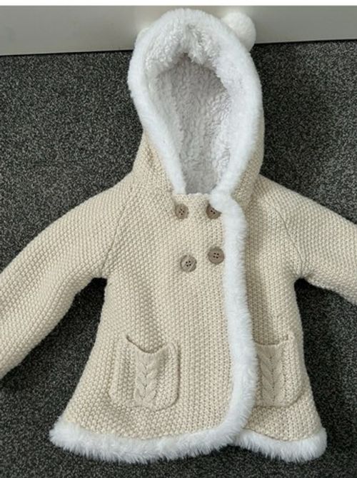 Nutmeg Beige Knitted Hooded Sherpa Style Lined Jacket 12-18 Month With Ears