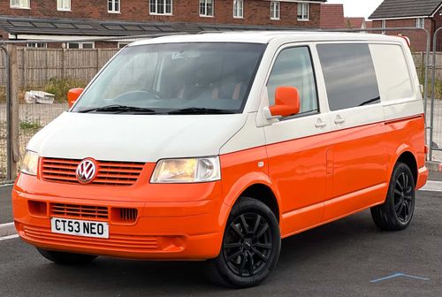 Volkswagen Camper Van — image 8